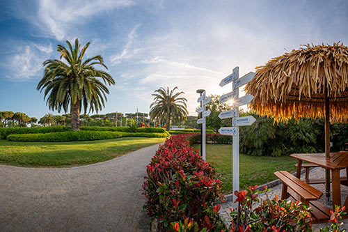 Spazi verdi del Pappasole Camping Village