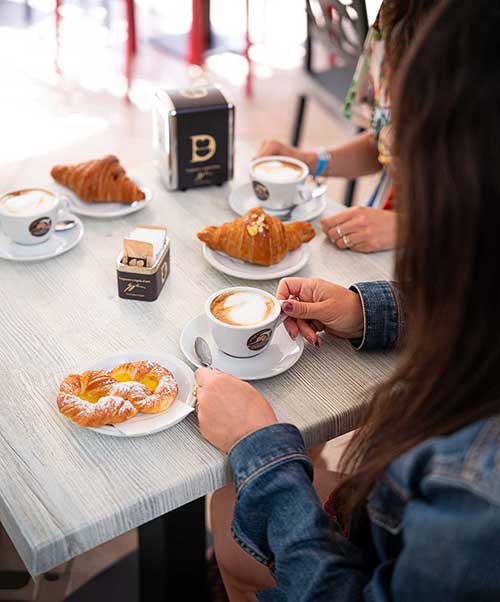Frühstück in der Pappasole Bar