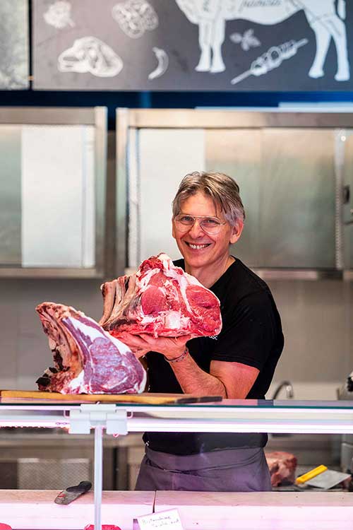 Premium-Fleischstücke in der Metzgerei & Bistro im Pappasole Camping Village