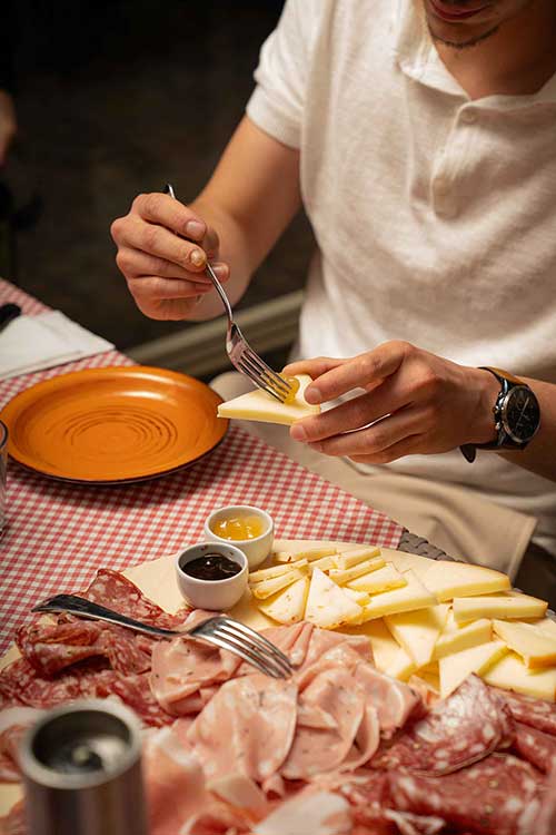 Aperitif in der Metzgerei & Bistro im Pappasole Camping Village