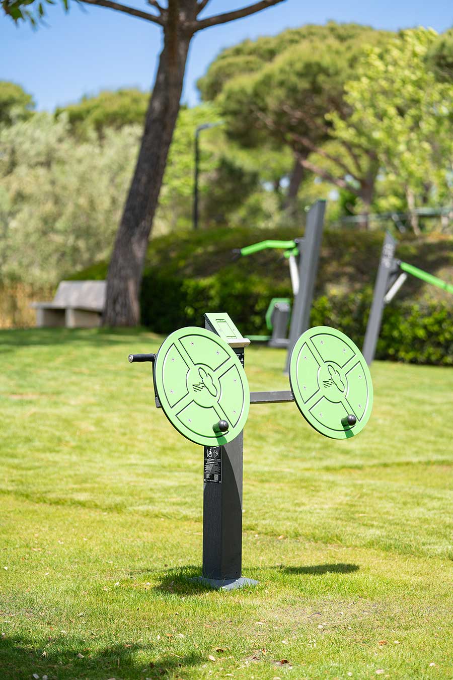 Attrezzi per fare fitness al Pappasole Camping Village